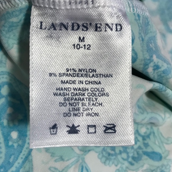 Bin A-2#1  [👚 Lands’ End Paisley top - Picture 4 of 4